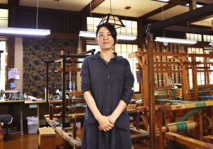 深山織作家川上裕子さん